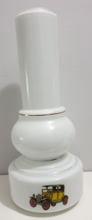 Klosz na lampę typu "naftowa" z okresu PRL