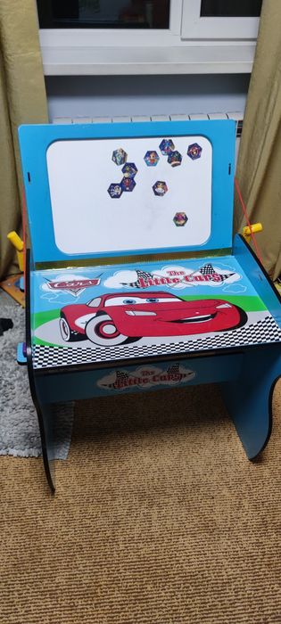 Дитяча парта  із магнітною дошкою та стільчиком «Тачки"