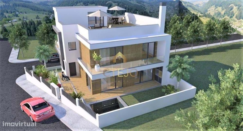 Moradia T4 Fantástica NOVA , com Piscina e vista Tejo