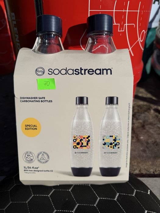 Granatowe butelki Sodastream 2x1L