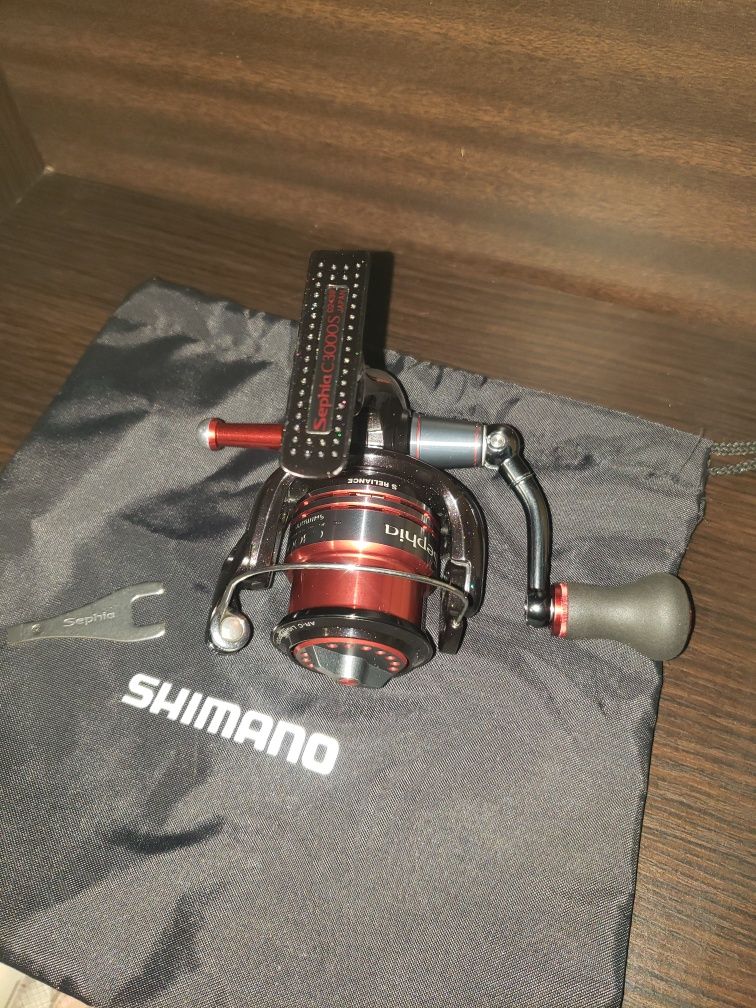 Продам катушку shimano Sephia 3000s