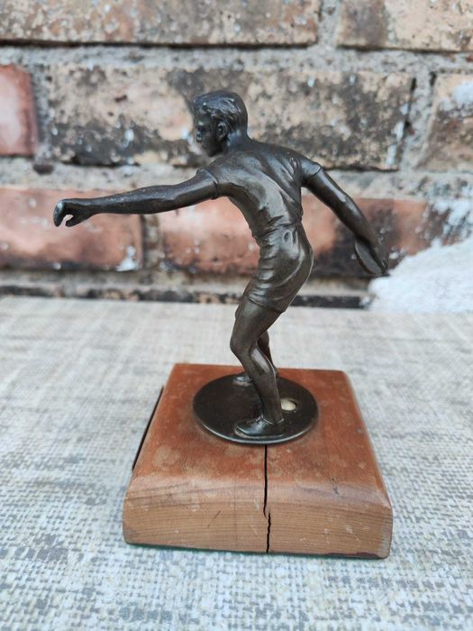 Statuetka sportowa- Poznań 1940- unikatowa pamiątka historyczna