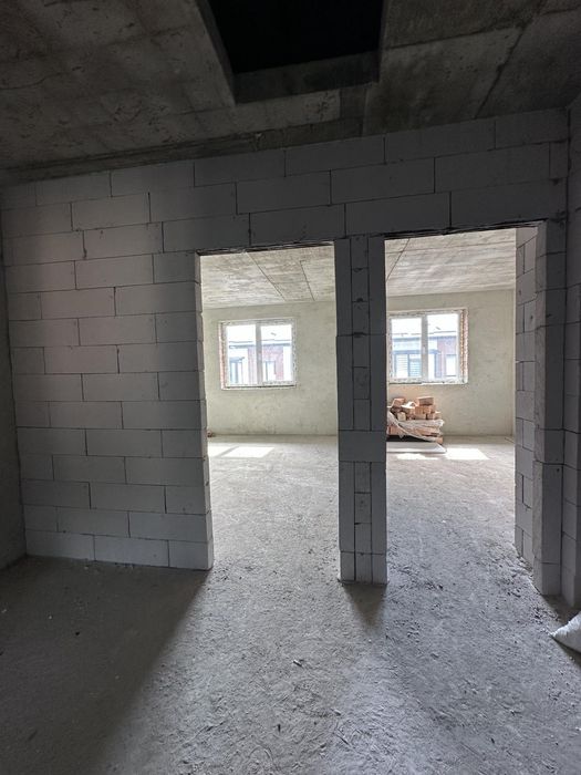 Продаж двохкімнатної квартири з правом власності у новобудові