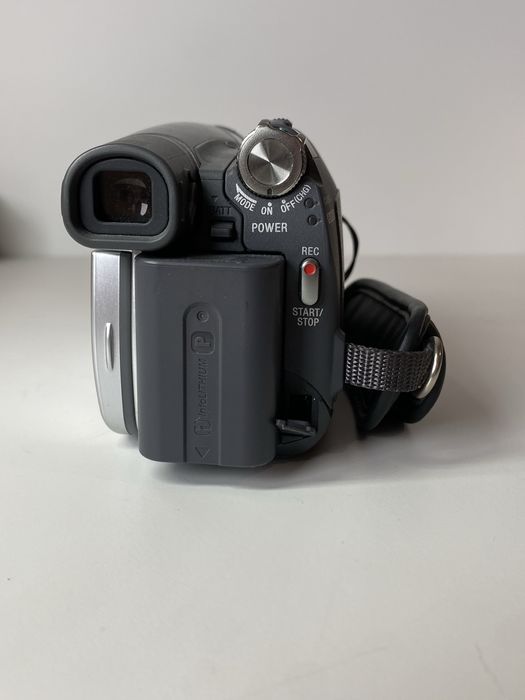 Видеокамера Sony DC-r HC23