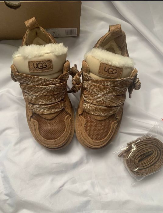 Ugg lowmel,38 розмір