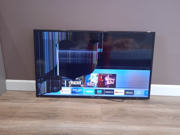 Телевизор Samsung модель UE40KU600U на запчасти либо под восстановлени