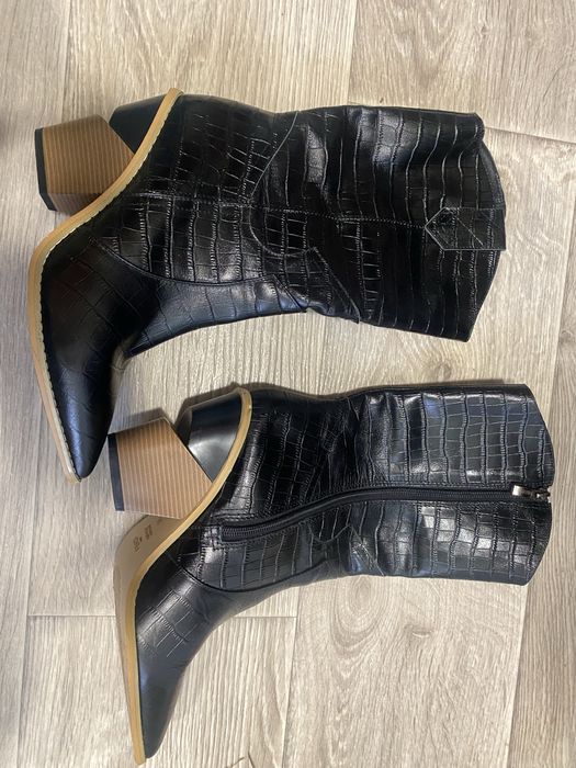 Козаки Fendi 39р