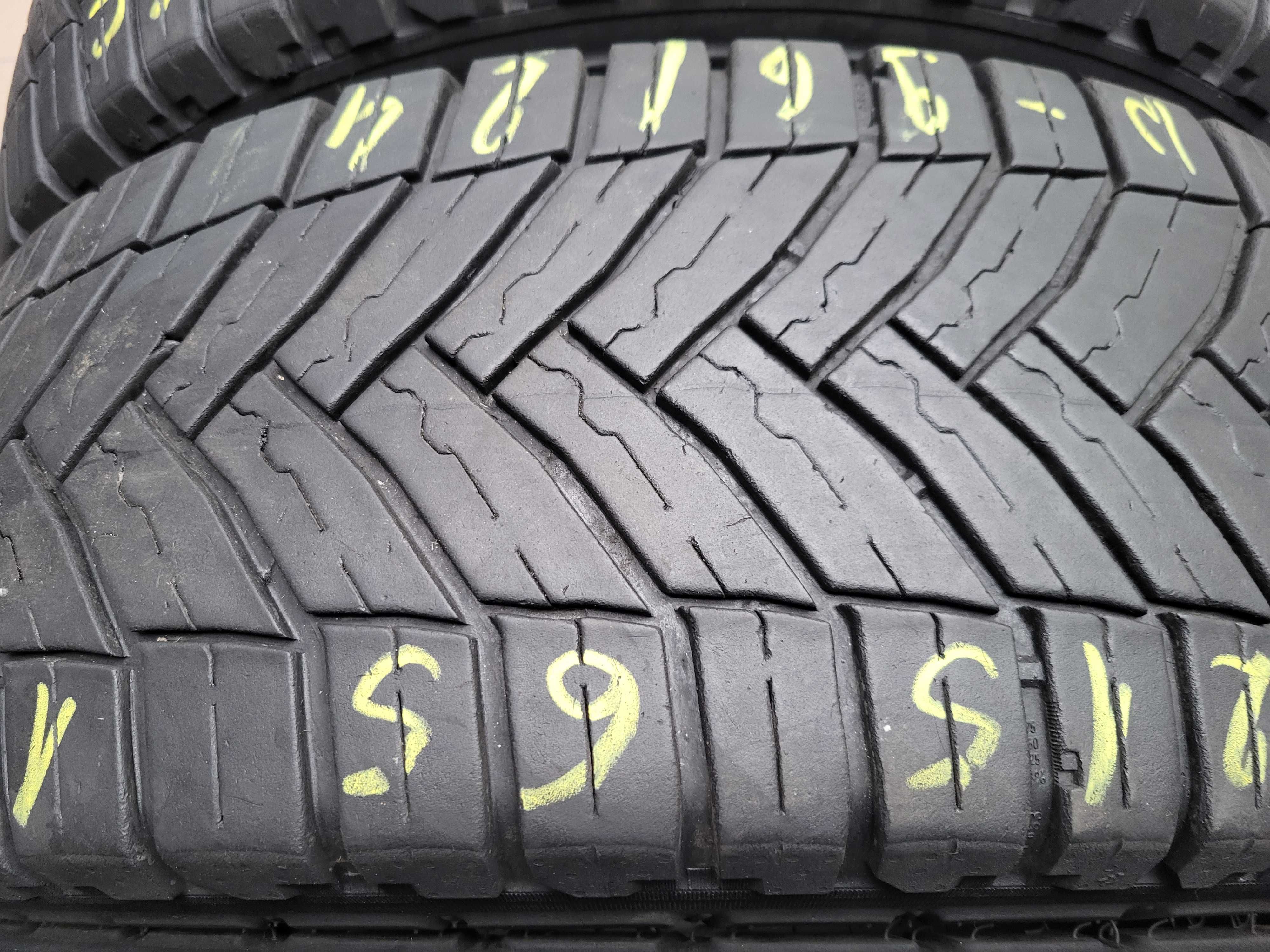 215/65r16C (W96/24)006 4szt 6mm Agilis MICHELIN CAŁOROCZNE
