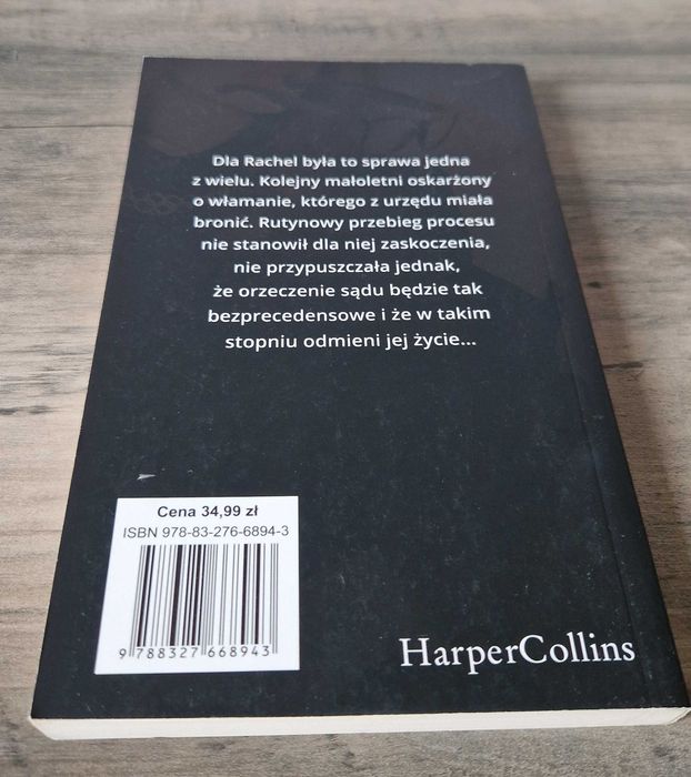 Z nakazu sądu Nora Roberts Nowa!