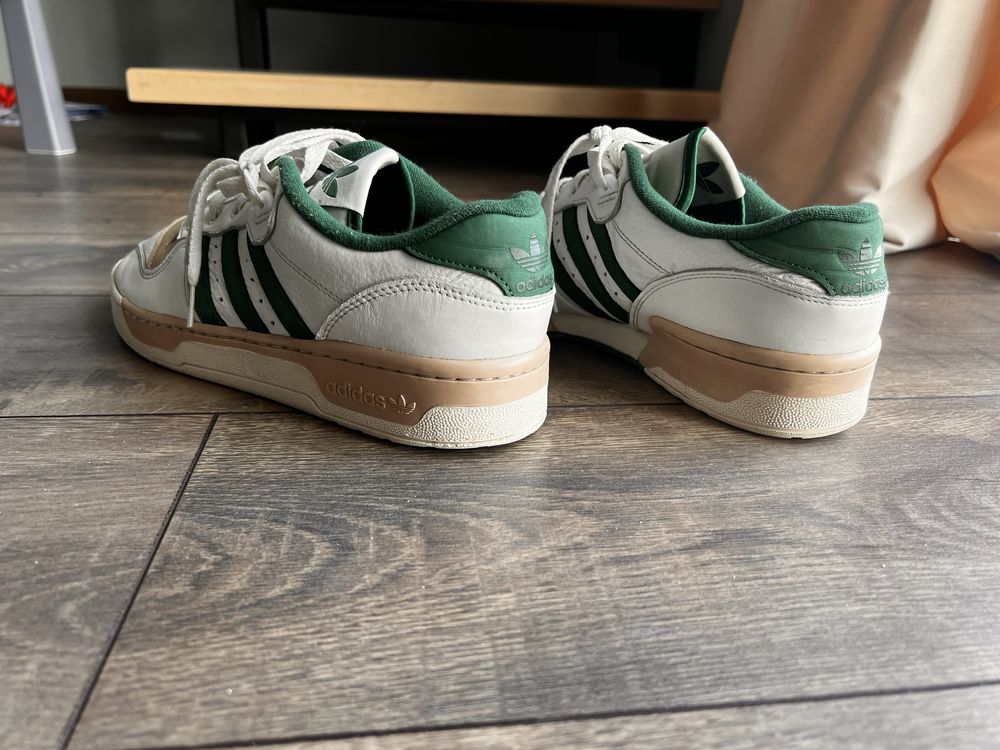 Кросівки Adidas Rivarly low , rivalry low , 44