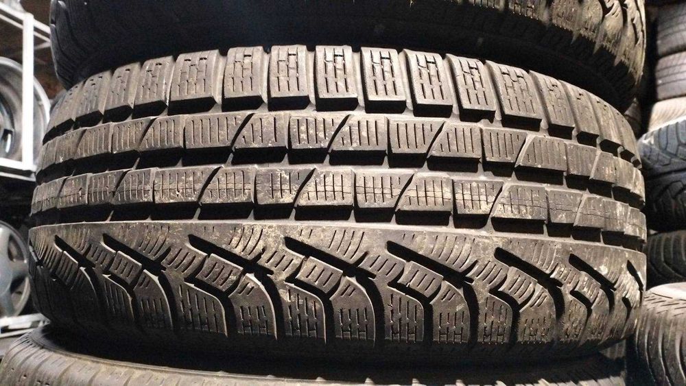 Pirelli SotozerroWinter(210) 215 55 16ЗИМА Склад-шиномонтажДружківська