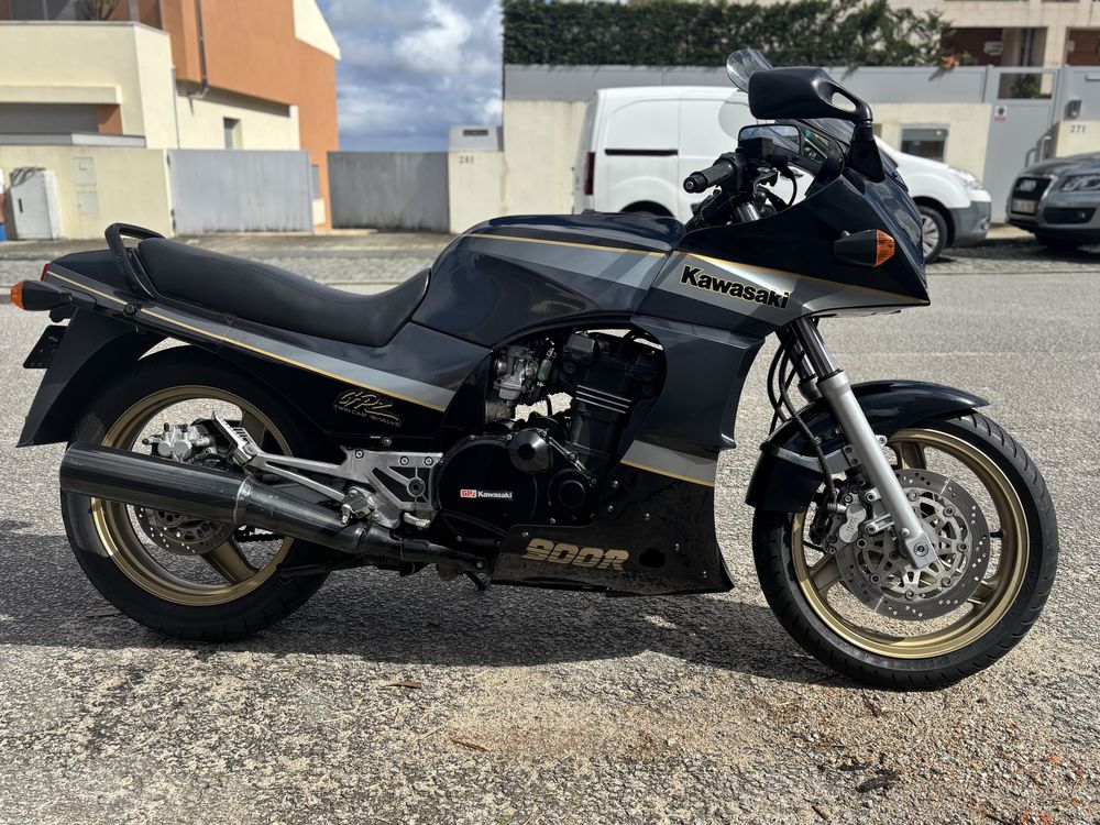 Kawasaki GPZ 900 Top Gun