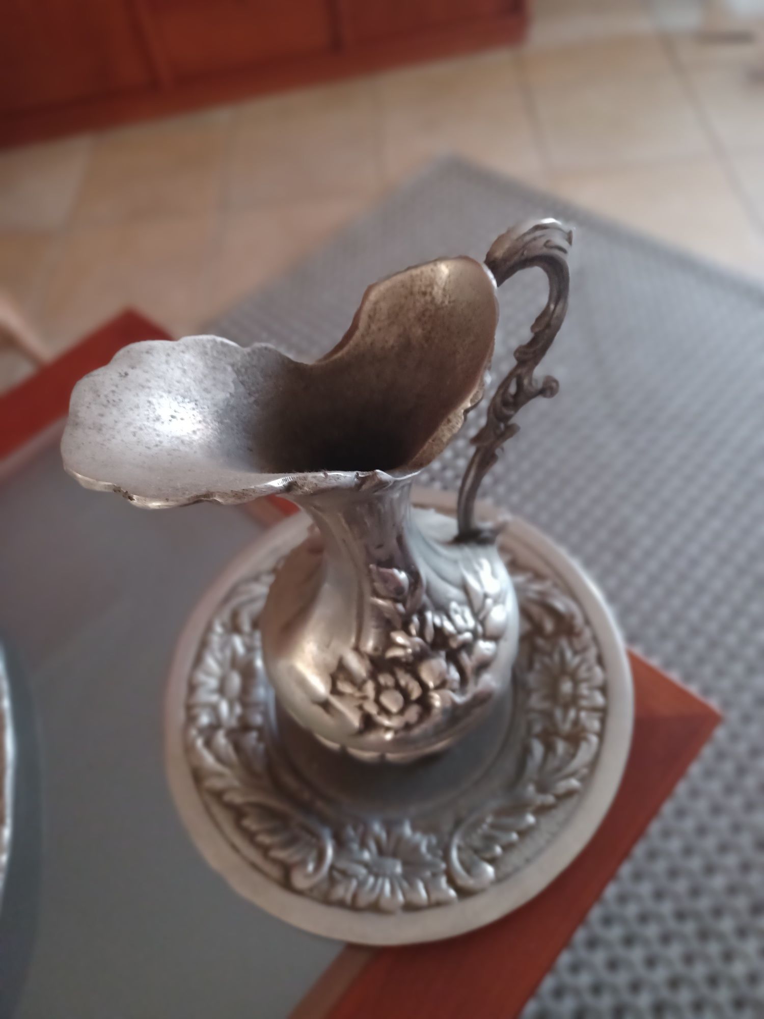 Jarra + prato em estanho