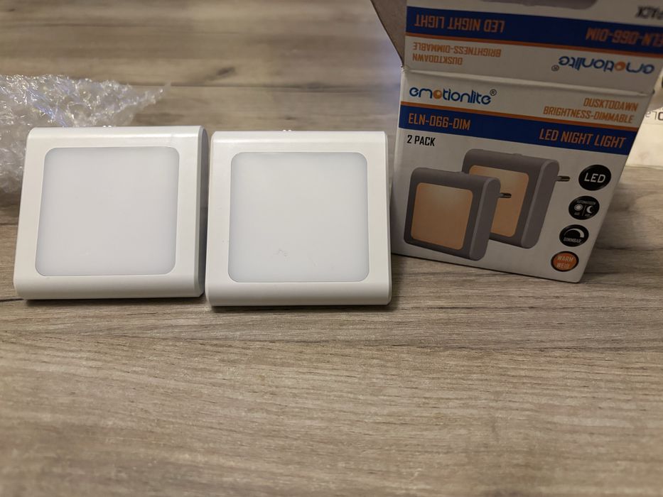 Lampki nocne 2 szt. Z czujnikiem zmierzchu led ściemnialne