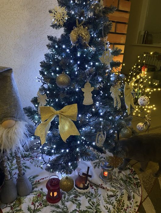 Продам новорічну ялинку в гарному стані, 150 см, самовивіз, доставка!