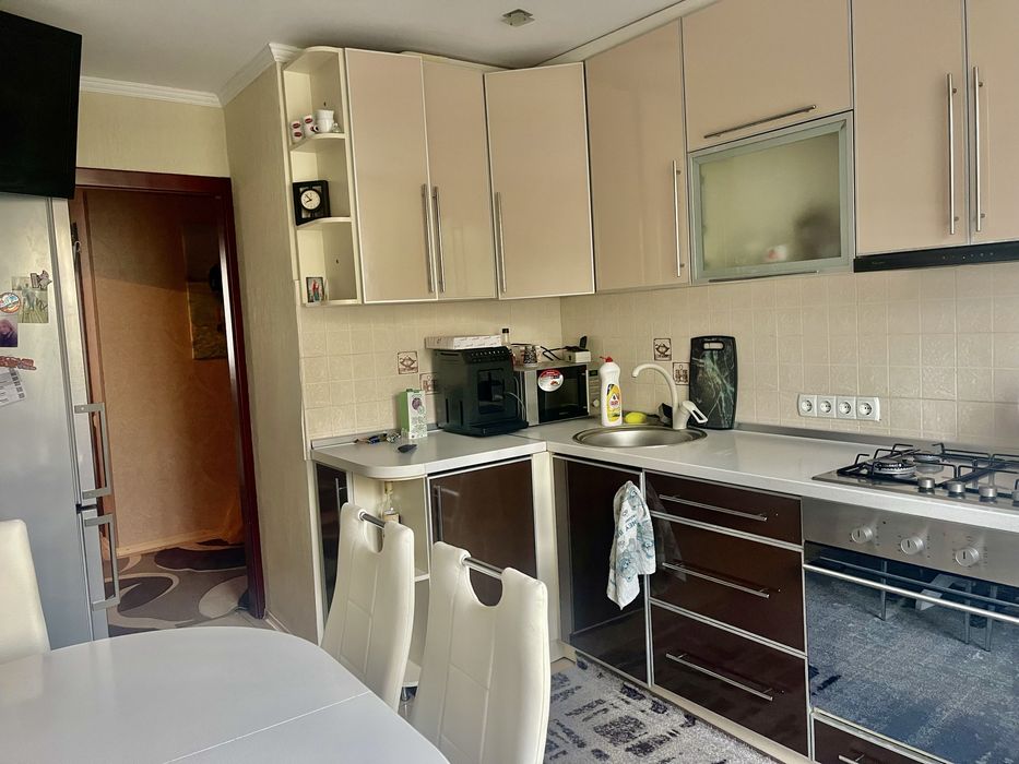 Продам 3 кімнатну квартиру