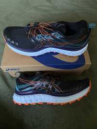 Asics trabuco max buty do biegania 42