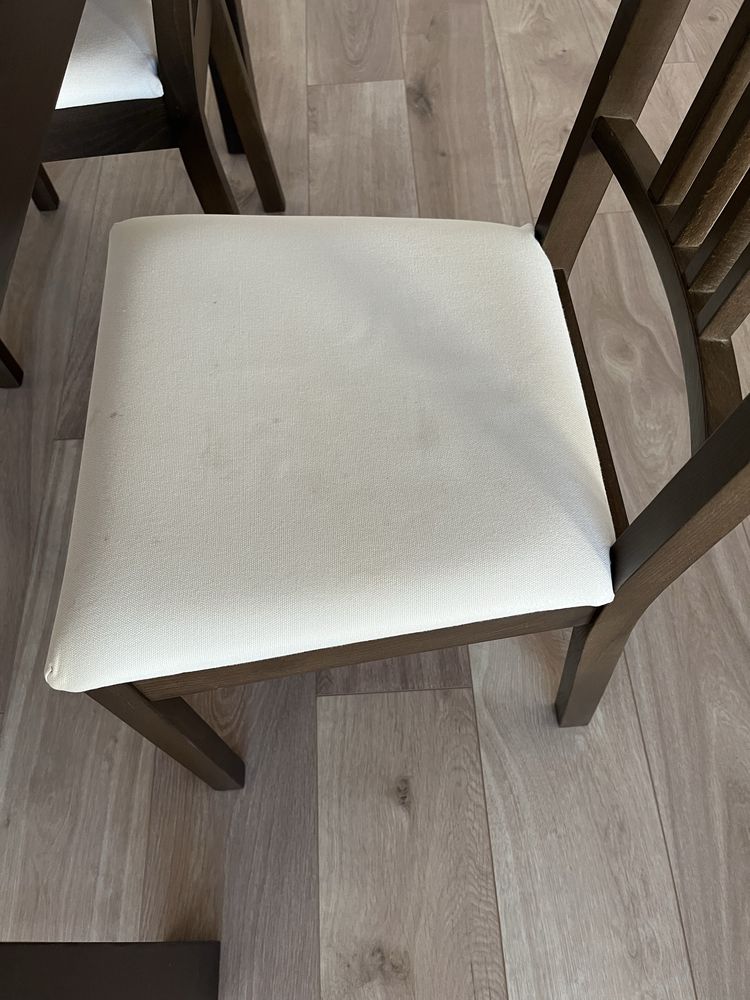 Mesa e cadeiras IKEA BJURSTA