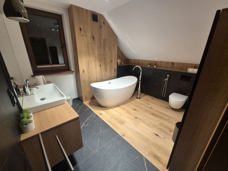 Dom wolnostojący ok 140m2, działka ok 1300m2 w sąsiedztwie lasu