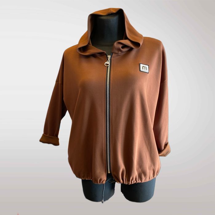 Bluza Damska Z Kapturem Na Suwak Naszywka Beżowy