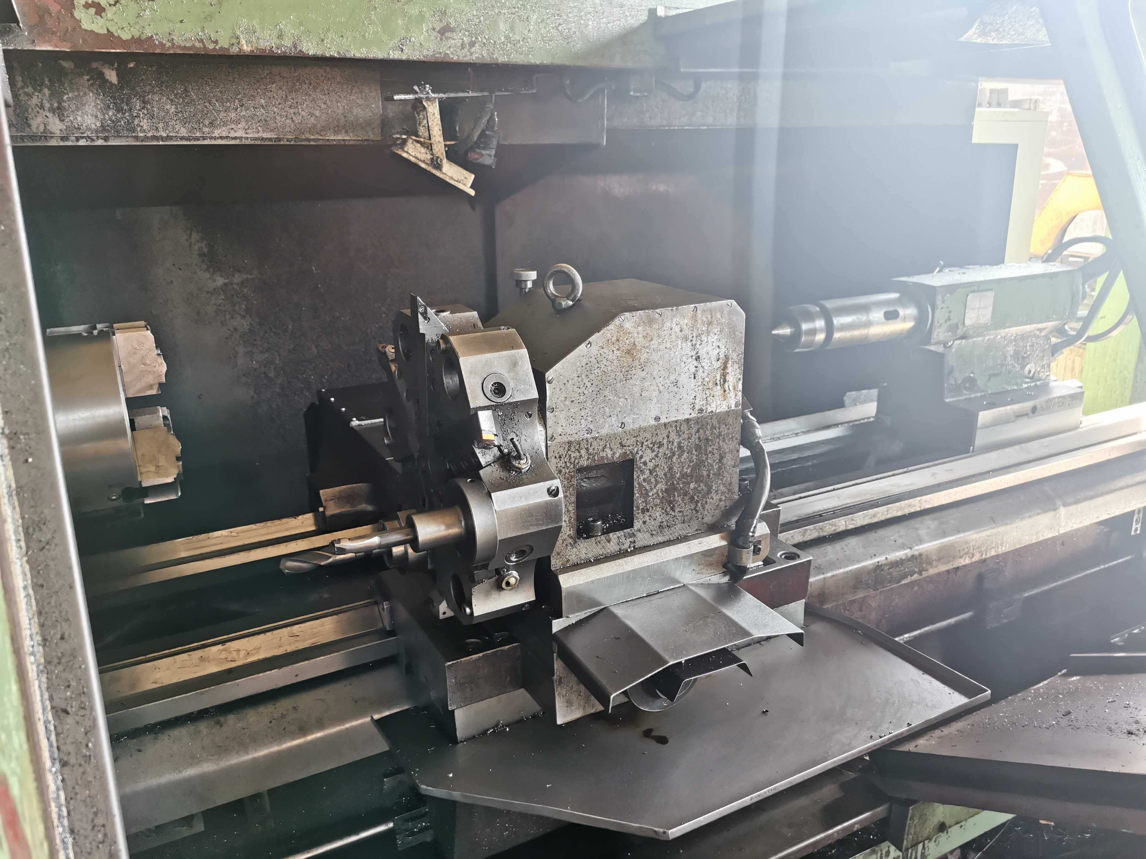 Tokarka TUR 50CNC
