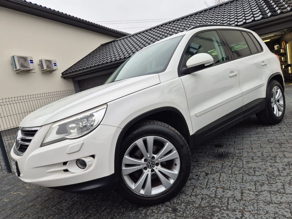 Volkswagen Tiguan 4x4 * 2.0 TDi 170KM * Panorama * Biegów XENON * Alu 18 * Skóra * Full