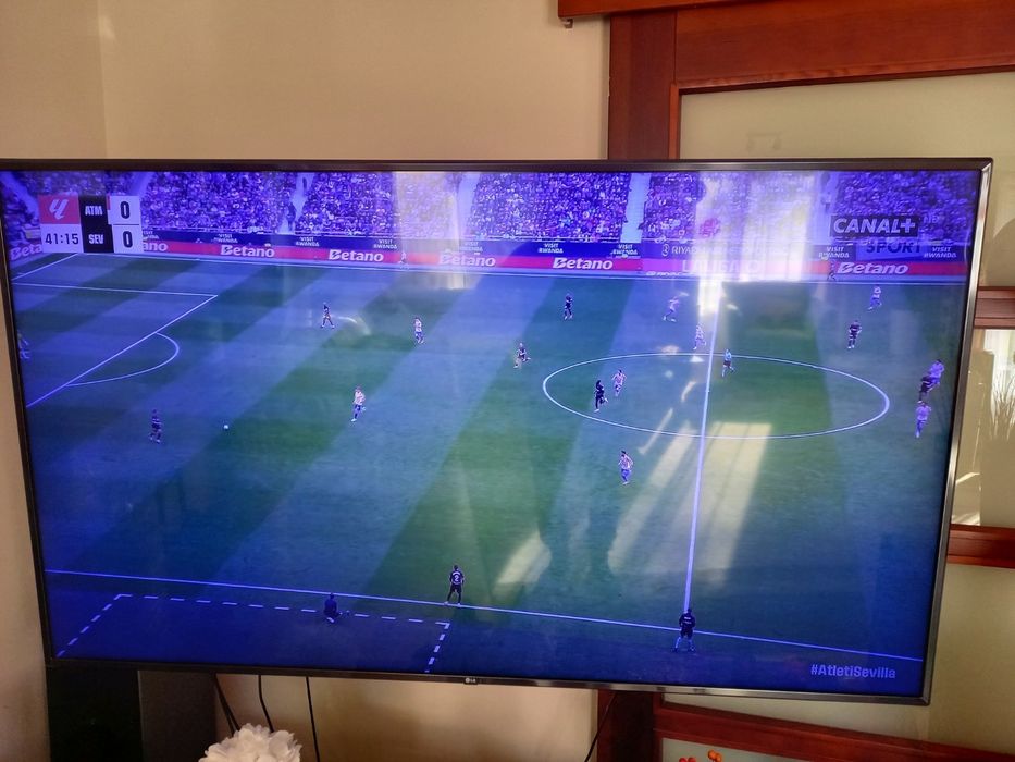 Telewizor LG 75 cali uszkodzony