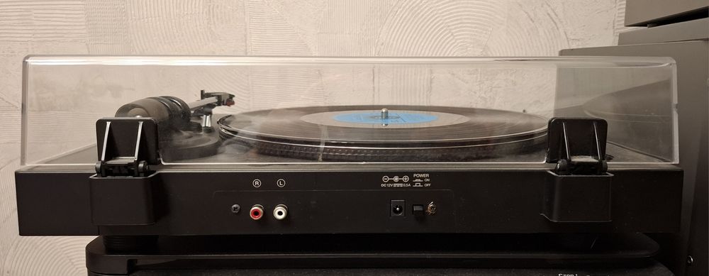 Виниловый проигрыватель ION Pro80