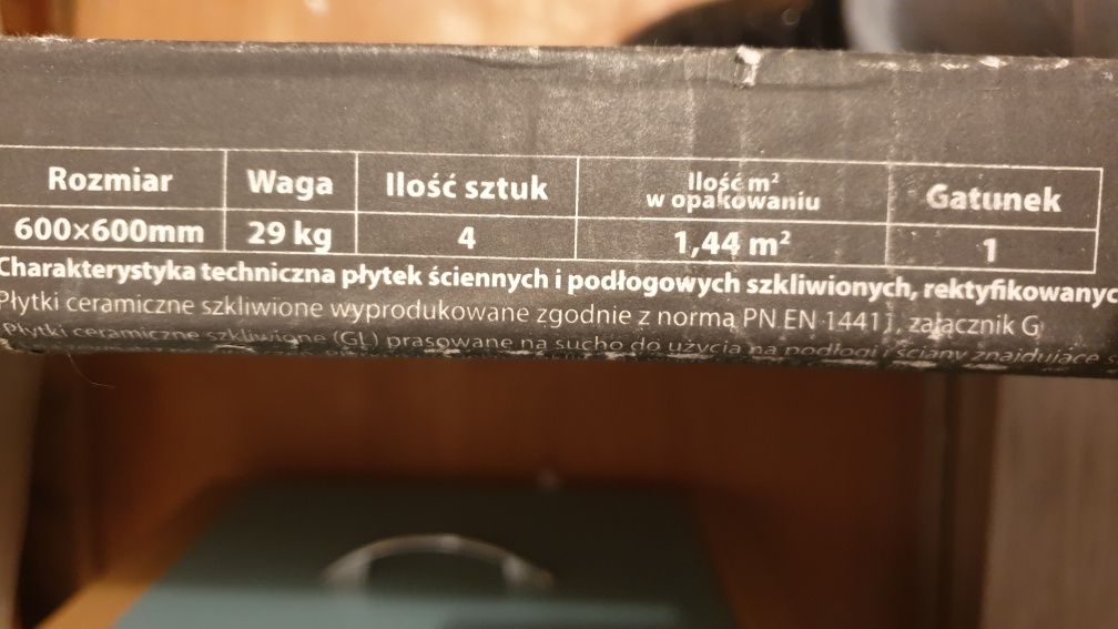 Płytki ceramiczne szlifowane