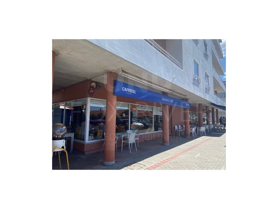 Café - Snack-Bar - Rua De Lencastre, Rc - Viana Do Castelo