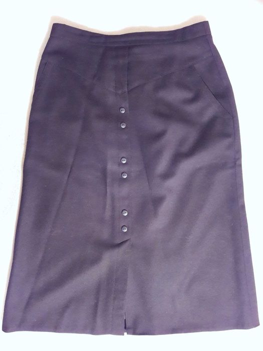 Elegancka granatowa wełniana spódnica / Dark blue long woollen skirt