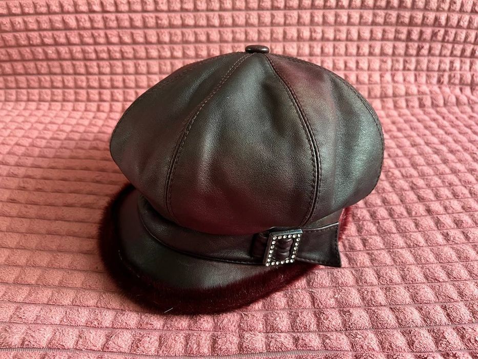 Шкіряний капелюх  з  козирком  кашкет кепі  шляпа жіноча шапка