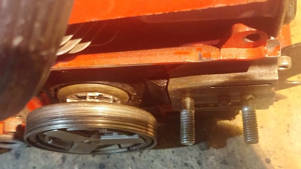 Продам бензопилу