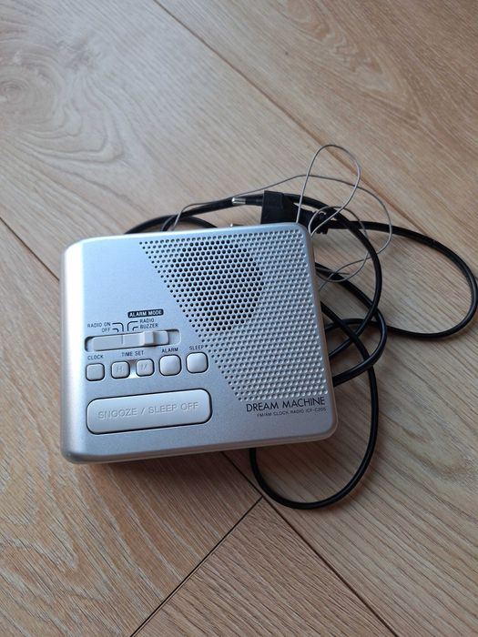 Vintage Radiobudzik Sony Dream Machine ICF-C205