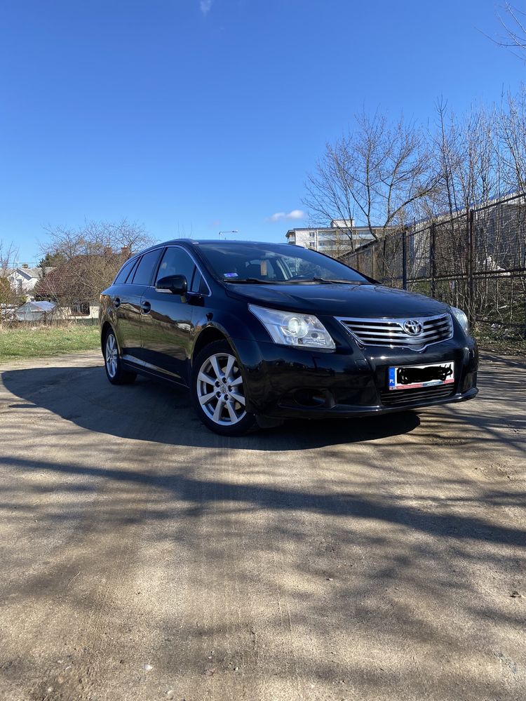 Toyota Avensis T27