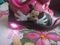 Świecące buty myszka Minnie