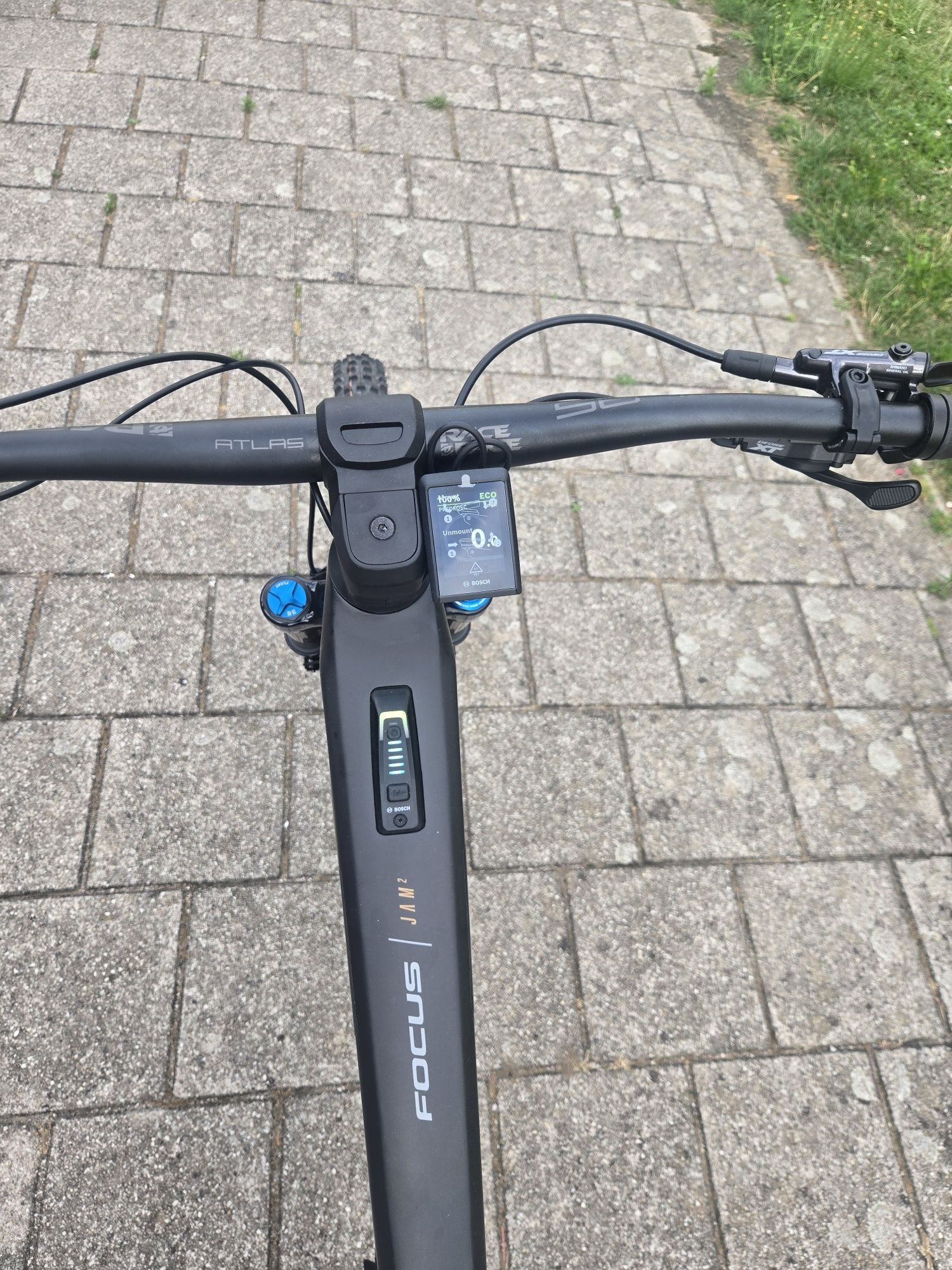 Rower elektryczny Focus Jam2 8.9 Performance  CX 750Wh CARBON PROMOCJA