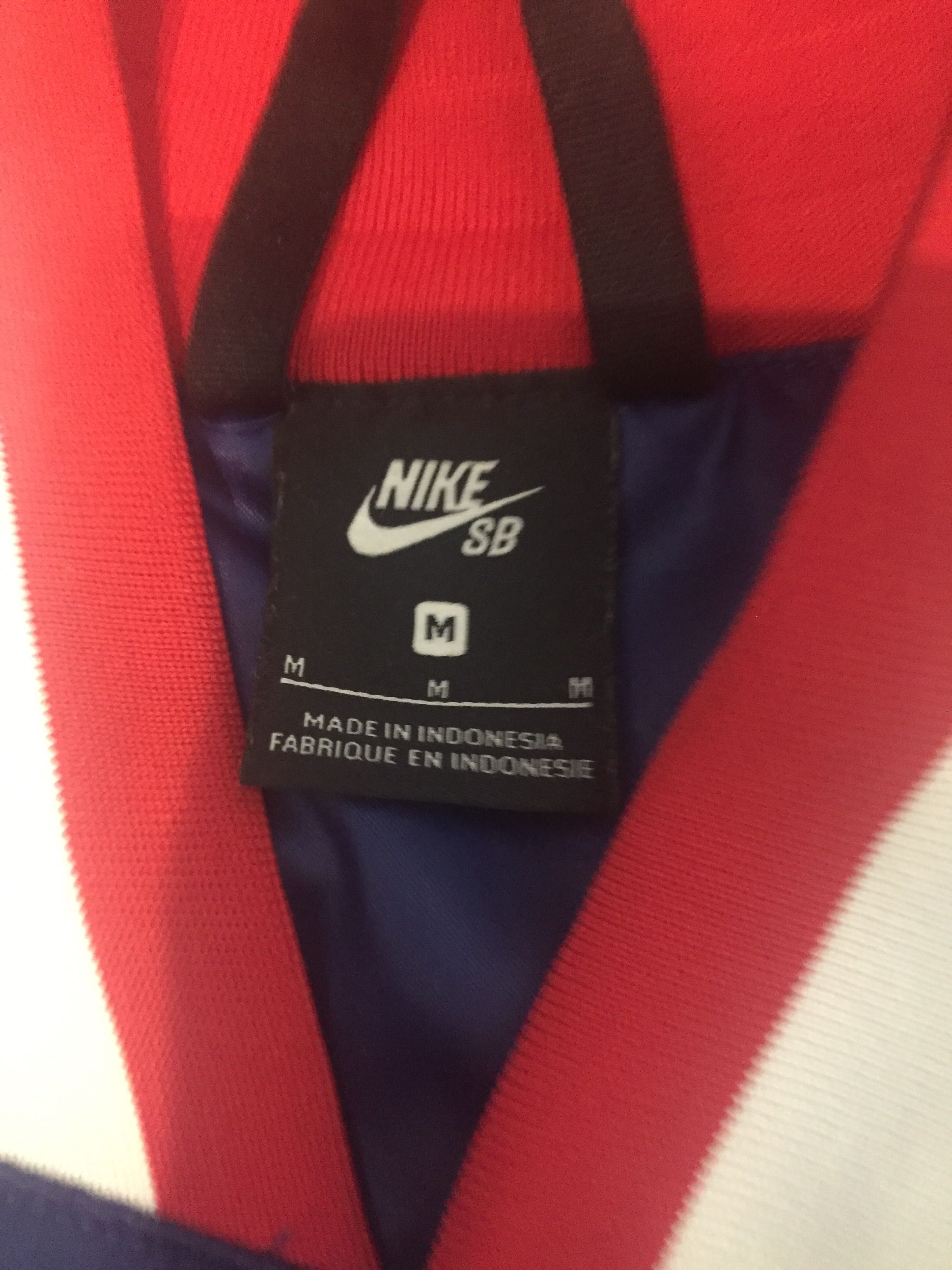Куртка-бомбер Nike NBA