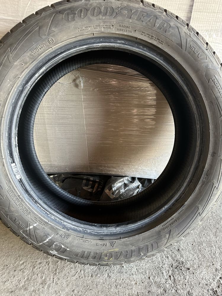 Продам резину GOODIYEAR ULTRAGRIP ICE 225x55 R18