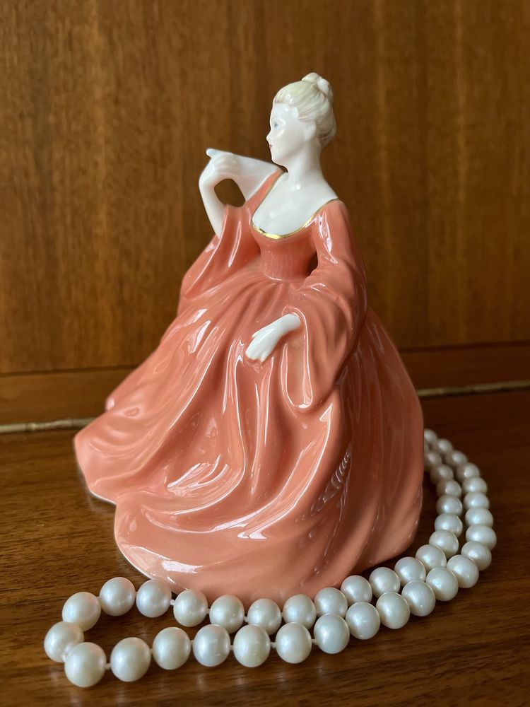 Piękna Dama COALPORT Kolekcjonerska Figurka Porcelana Angielska