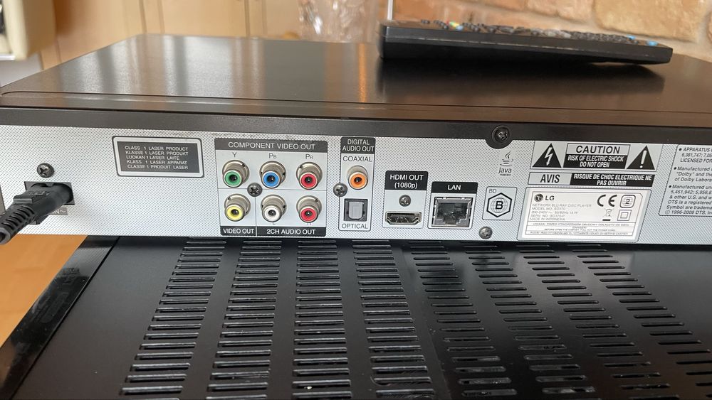 Odtwarzacz DVD BLU RAY LG BD 370 CD player MP3