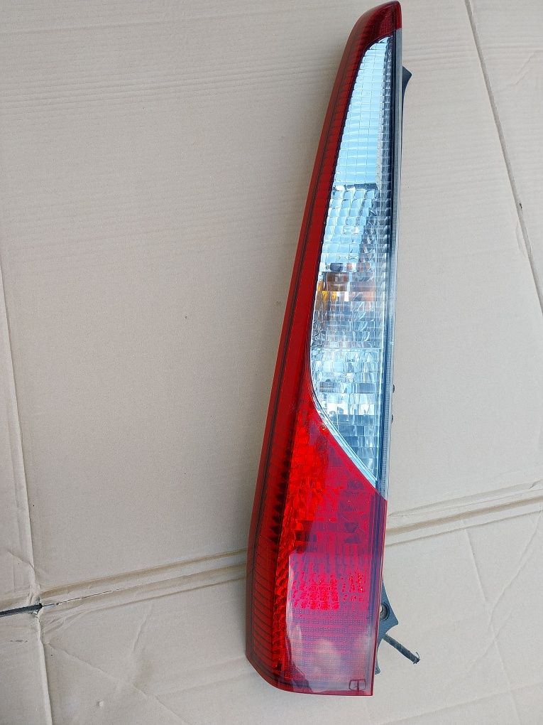 Mitsubishi Lancer I kombi lampa tył tylna kompletna KPL