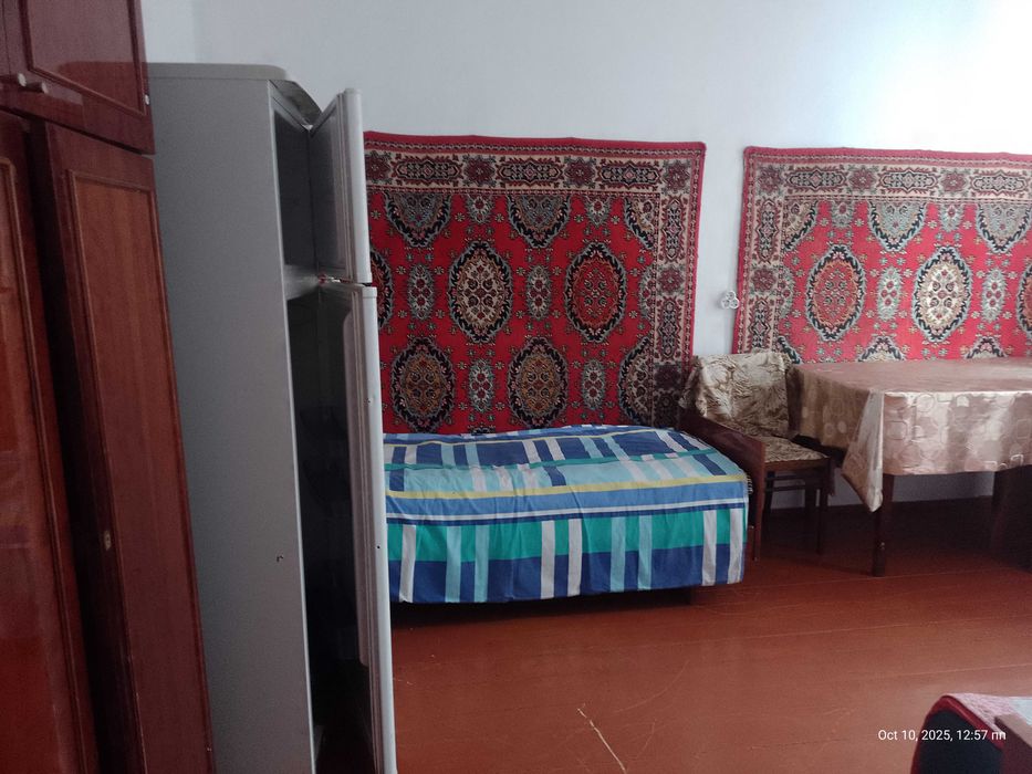 Здам кімнату толковим хлопцям.