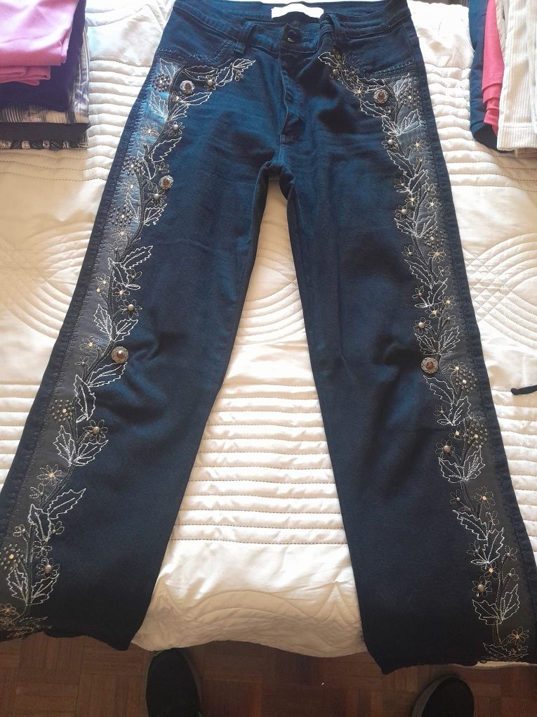 Calça de ganga de senhora tamanho 38