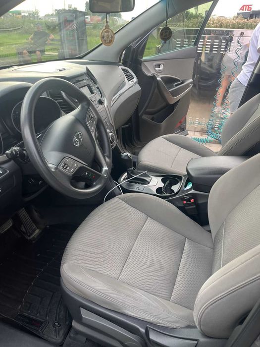 авто Hyundai Santa Fe