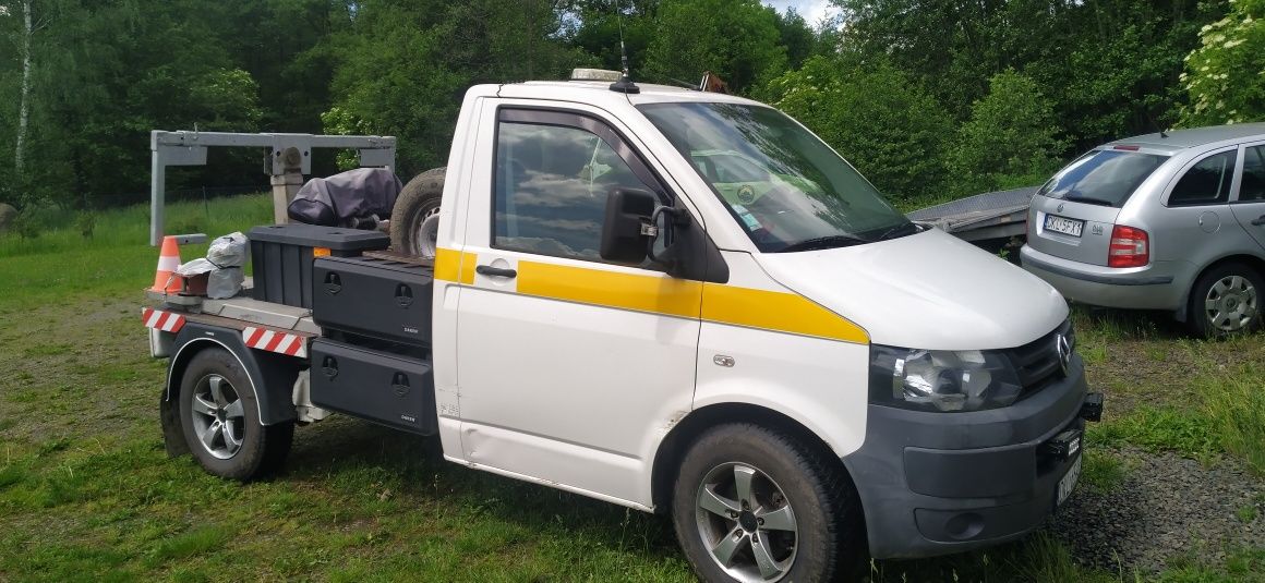 VW T5 4x4 holownik widly pomoc drogowa do 3,5t