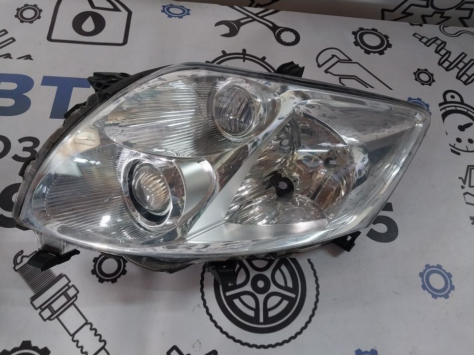 Фари toyota auris.фари тойота ауріс оригінальні 2007-2009 рік
