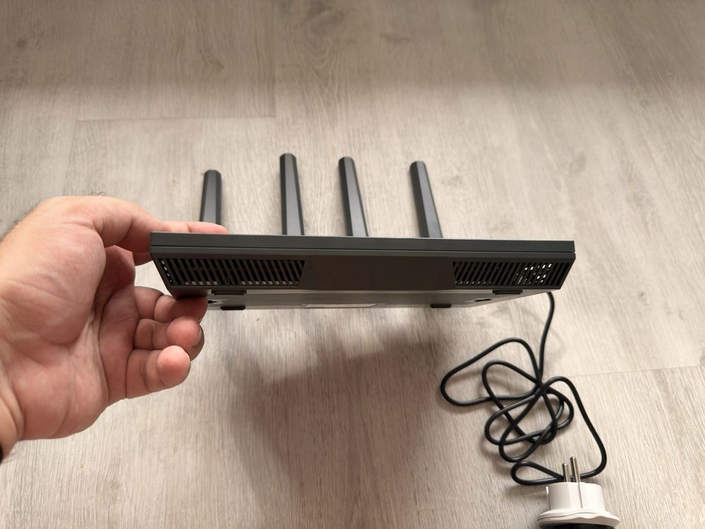 Роутер Wi-Fi 6 G.L.iNet Flint 2 GL-MT6000
