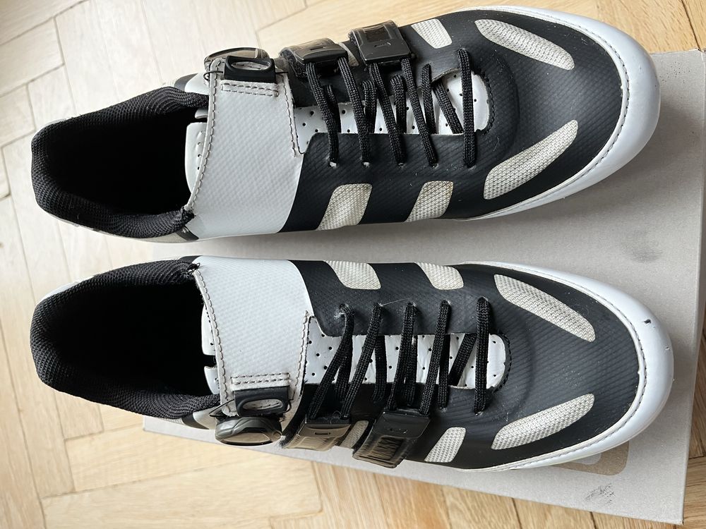 Giro Sentrie Techlace buty białe rowerowe r.43 rzeczywisty (45.5 EU)