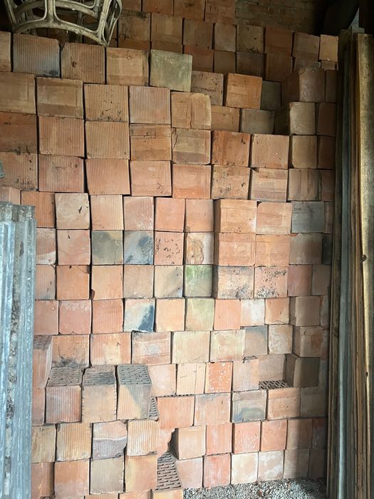 Sprzedam pustaki ceramiczne.